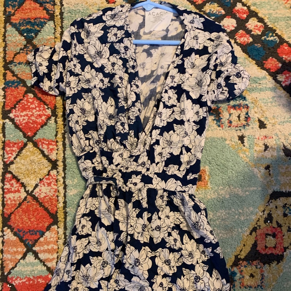 Acacia Honey Girls Dress size Large